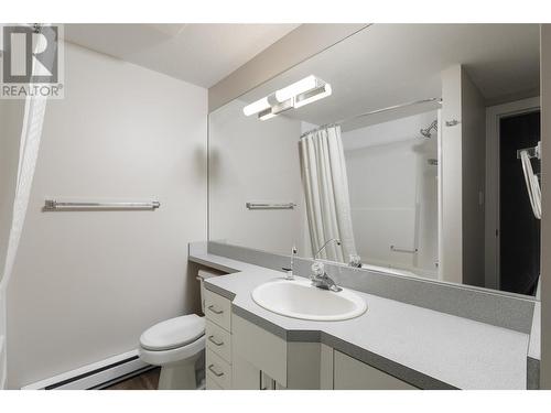 55 Kalamalka Lakeview Drive Unit# 3, Vernon, BC - Indoor Photo Showing Bathroom