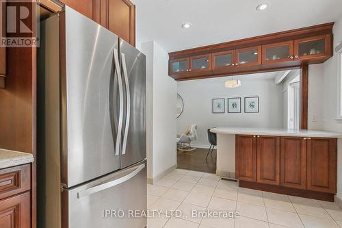 8 Sir Raymond Drive, Toronto (Guildwood), ON - Indoor Photo Showing Kitchen