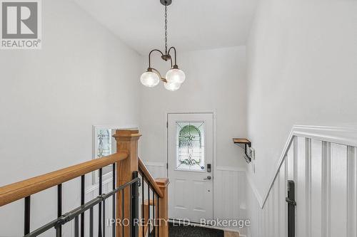 8 Sir Raymond Drive, Toronto (Guildwood), ON - Indoor Photo Showing Other Room