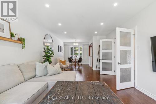 8 Sir Raymond Drive, Toronto (Guildwood), ON - Indoor Photo Showing Living Room