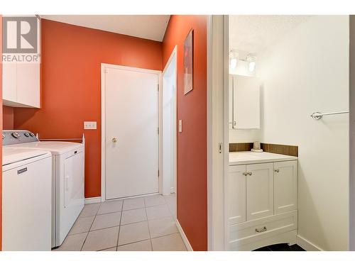 3132 Shannon Court, West Kelowna, BC - Indoor Photo Showing Laundry Room