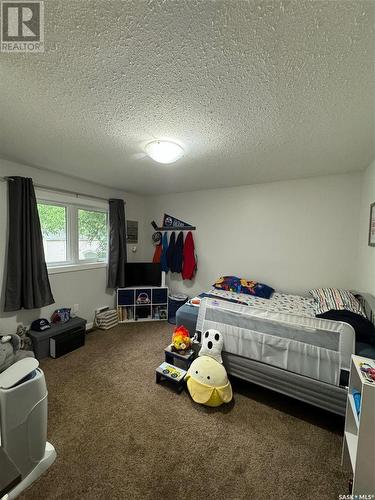 173 26Th Street, Battleford, SK - Indoor Photo Showing Bedroom