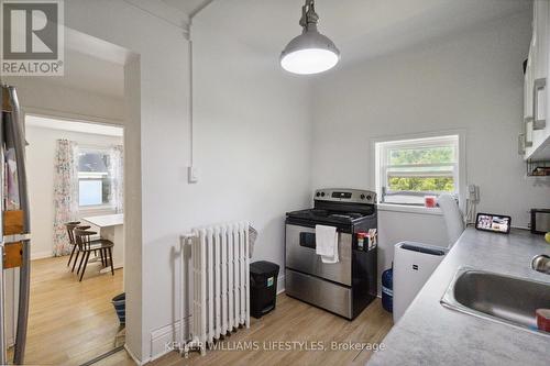 33 Station Street, St. Thomas, ON - Indoor Photo Showing Laundry Room