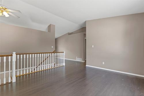 123-1801 53 Avenue, Vernon, BC - Indoor Photo Showing Other Room