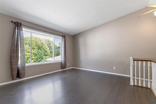 123-1801 53 Avenue, Vernon, BC - Indoor Photo Showing Other Room