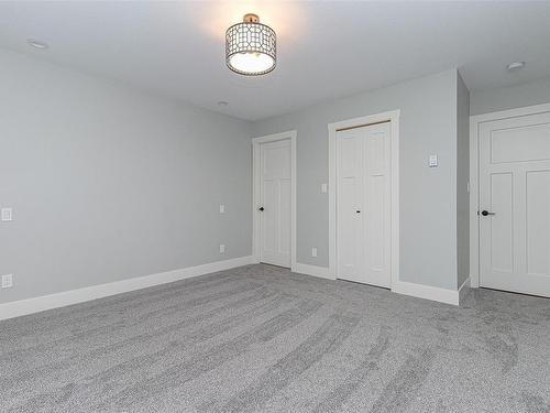 4021 Otters Close, Duncan, BC - Indoor Photo Showing Other Room