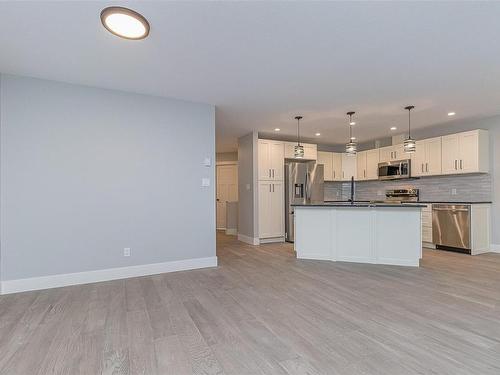 4021 Otters Close, Duncan, BC - Indoor Photo Showing Kitchen With Stainless Steel Kitchen With Upgraded Kitchen