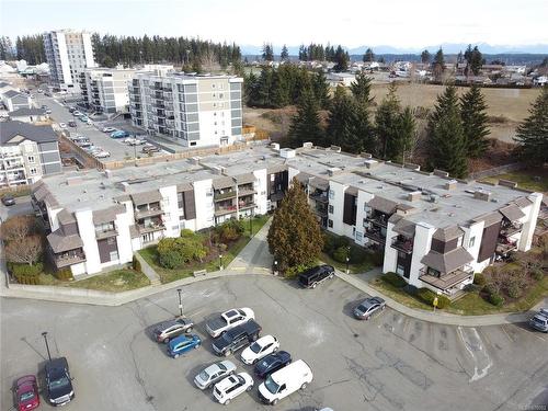 107-585 Dogwood St South, Campbell River, BC -  With View