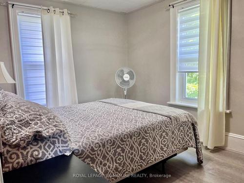 31 Blue Bay Lane, Kawartha Lakes, ON - Indoor Photo Showing Bedroom