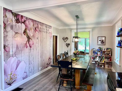 31 Blue Bay Lane, Kawartha Lakes, ON - Indoor Photo Showing Dining Room