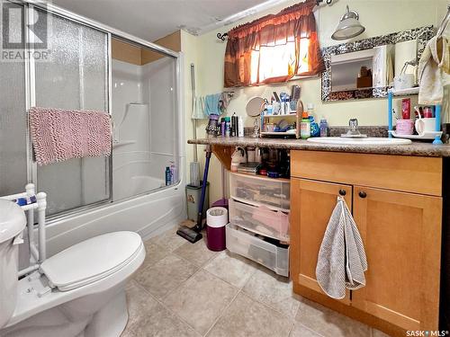 121 Allan Avenue, Churchbridge, SK - Indoor Photo Showing Bathroom