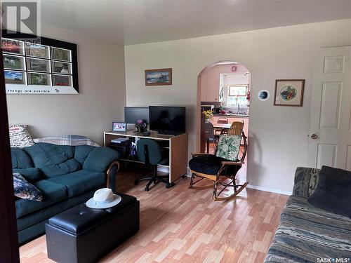 235 Gilbert Street, Drake, SK - Indoor Photo Showing Living Room