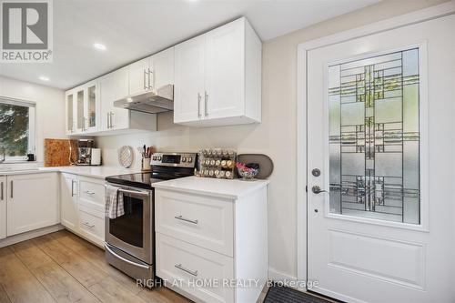 93 Oakdene Crescent, Kawartha Lakes (Little Britain), ON - Indoor Photo Showing Kitchen