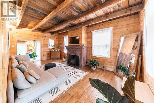 815 Pembroke Street, Pembroke, ON - Indoor Photo Showing Other Room With Fireplace