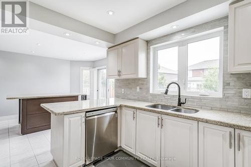 155 Mapes Avenue, Vaughan (West Woodbridge), ON - Indoor Photo Showing Kitchen With Double Sink With Upgraded Kitchen