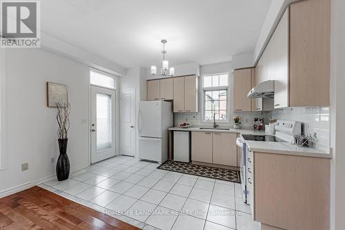 24 Crawford Street, Markham, ON - Indoor Photo Showing Kitchen