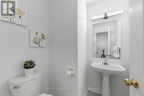 24 Crawford Street, Markham (Berczy), ON - Indoor Photo Showing Bathroom