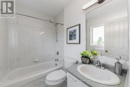 24 Crawford Street, Markham (Berczy), ON - Indoor Photo Showing Bathroom