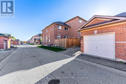 24 Crawford Street, Markham (Berczy), ON - Outdoor With Exterior