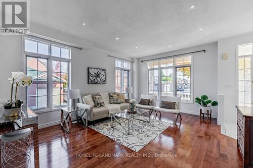 24 Crawford Street, Markham, ON - Indoor Photo Showing Living Room