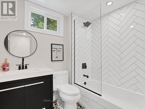 36 Simcoe Street, Caledon, ON - Indoor Photo Showing Bathroom