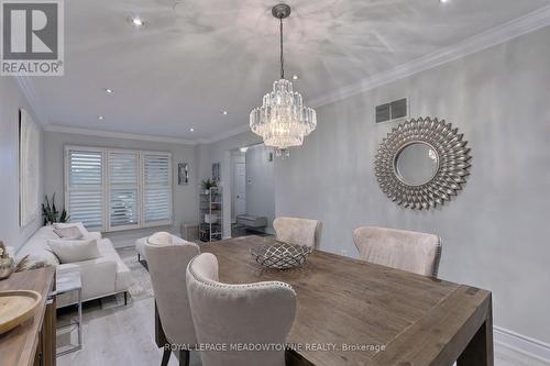 4320 Shelby Crescent, Mississauga (Rathwood), ON - Indoor Photo Showing Dining Room