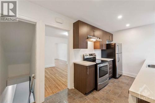 232 Holland Avenue, Ottawa, ON - Indoor Photo Showing Kitchen