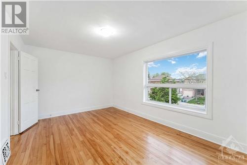 232 Holland Avenue, Ottawa, ON - Indoor Photo Showing Other Room