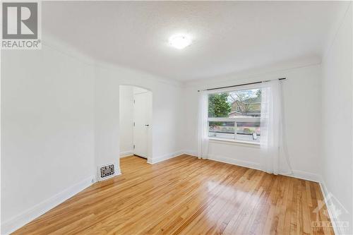 232 Holland Avenue, Ottawa, ON - Indoor Photo Showing Other Room