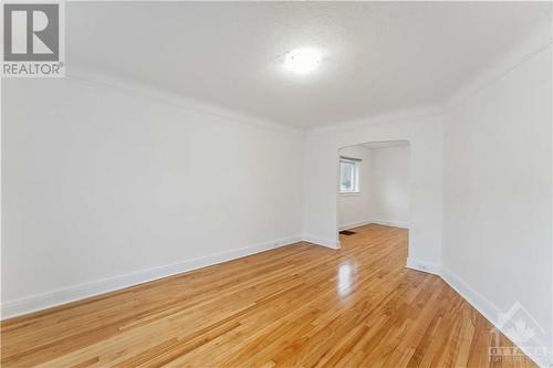 232 Holland Avenue, Ottawa, ON - Indoor Photo Showing Other Room