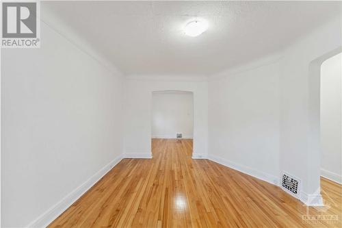 232 Holland Avenue, Ottawa, ON - Indoor Photo Showing Other Room