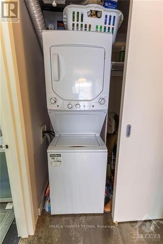 501 - 383 Cumberland Street, Ottawa, ON - Indoor Photo Showing Laundry Room