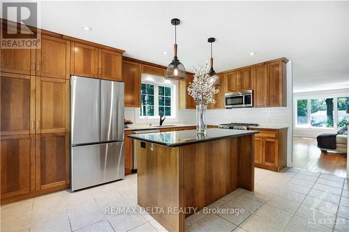 37 Jean Paul Road, Prescott And Russell, ON - Indoor Photo Showing Kitchen