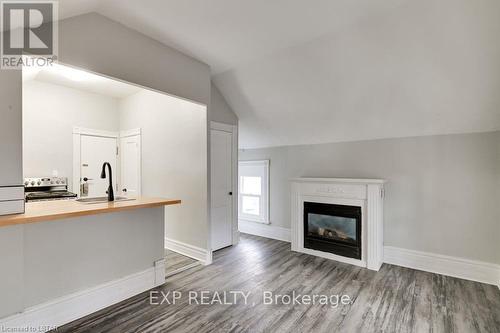 337 Boler Road, London, ON - Indoor Photo Showing Living Room With Fireplace