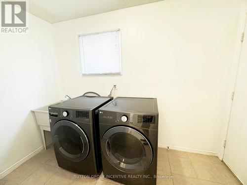 6 Carruthers Crescent, Barrie (Grove East), ON - Indoor Photo Showing Laundry Room