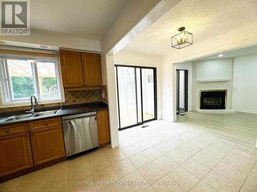 6 Carruthers Crescent, Barrie (Grove East), ON - Indoor Photo Showing Kitchen With Double Sink