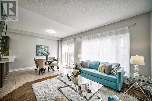 3315 Ruth Fertel Drive, Mississauga (Churchill Meadows), ON - Indoor Photo Showing Living Room