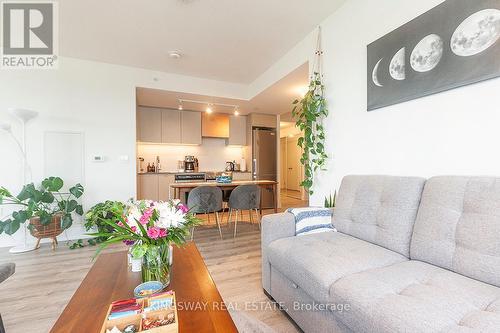 2405 - 30 Gibbs Road, Toronto (Islington-City Centre West), ON - Indoor Photo Showing Living Room