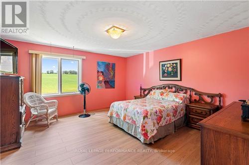 20474 Concession 8 Road, South Glengarry (724 - South Glengarry (Lancaster) Twp), ON - Indoor Photo Showing Bedroom