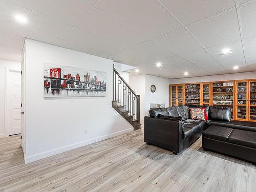 Family room - 207 Rue Des Pins, Roxton Falls, QC - Indoor