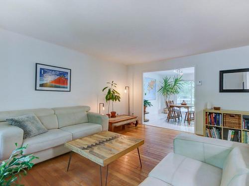 Salon - 2048 Rue Montarville, Saint-Bruno-De-Montarville, QC - Indoor Photo Showing Living Room