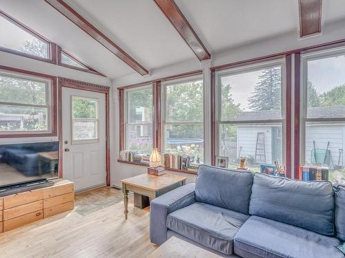 Family room - 38 Av. De Hautmont, Lorraine, QC - Indoor Photo Showing Living Room