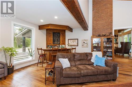 855 Highway 17 E, Bonfield, ON - Indoor Photo Showing Living Room