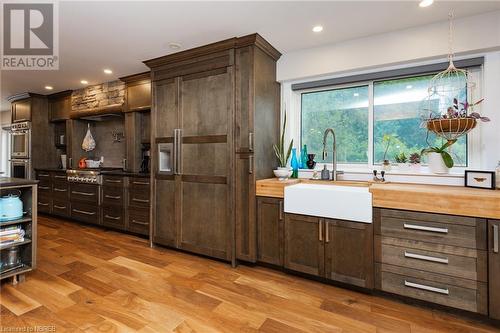 855 Highway 17 E, Bonfield, ON - Indoor Photo Showing Kitchen