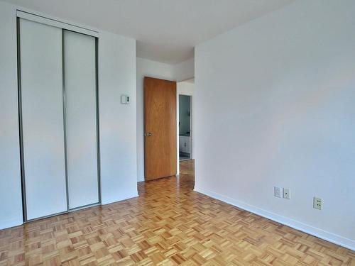 Master bedroom - 1040 Rue Dion, Longueuil (Greenfield Park), QC - Indoor Photo Showing Other Room