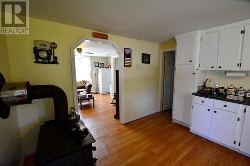 23 Hodgewater Line, Makinson, NL - Indoor Photo Showing Kitchen