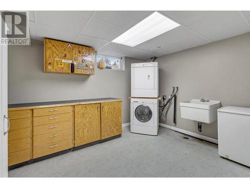 1212 Genevieve Crescent, Prince George, BC - Indoor Photo Showing Laundry Room