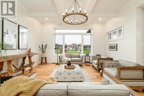 76 Navigation Drive, Prince Edward County (Ameliasburgh), ON - Indoor Photo Showing Living Room