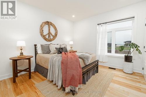 76 Navigation Drive, Prince Edward County (Ameliasburgh), ON - Indoor Photo Showing Bedroom