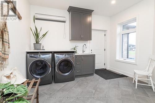 76 Navigation Drive, Prince Edward County (Ameliasburgh), ON - Indoor Photo Showing Laundry Room